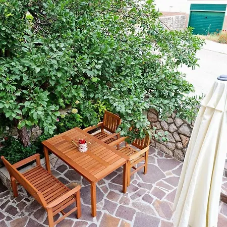Apartment Muzic Cres Zewnętrze zdjęcie