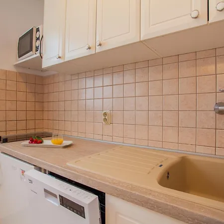 Apartment Muzic Cres Zewnętrze zdjęcie